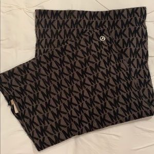 Michael Kors Logo Infinity Scarf